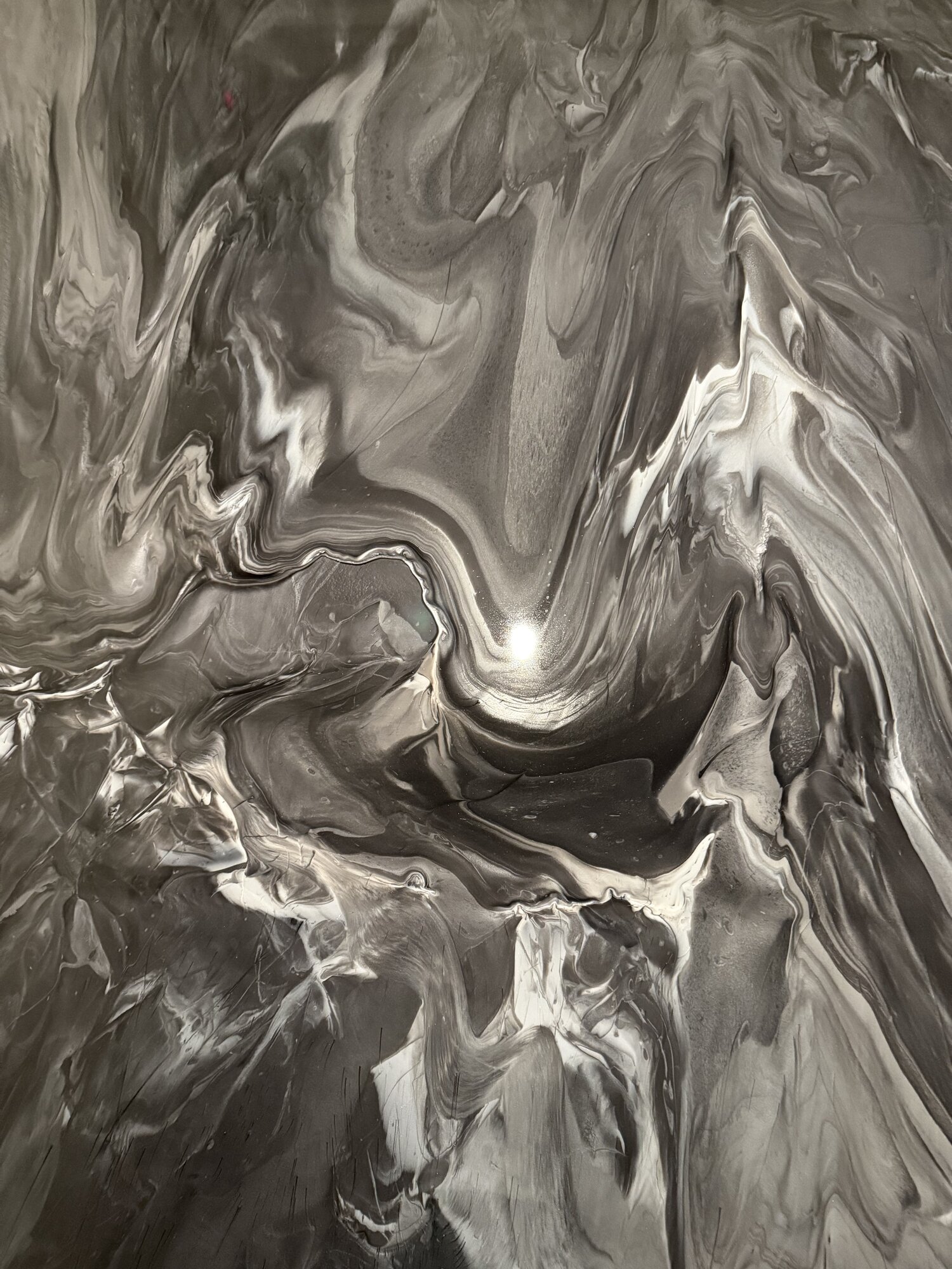 Hand Poured Metallic Detail